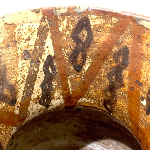 South African KwaZulu-Natal - 1970's Rorke's Drift Pottery Vase by Mirriam Rhumalo For Sale - Image 4 of 16
