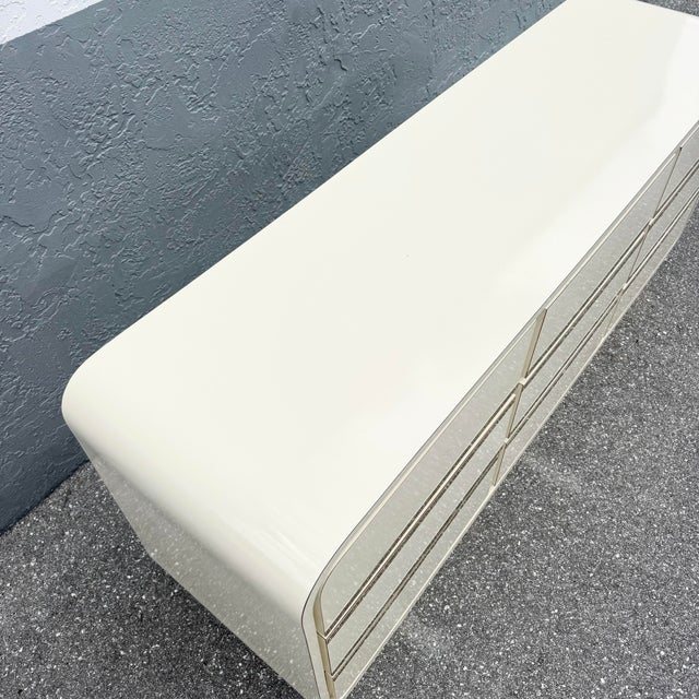 Postmodern Cream Gloss Laminate Waterfall Dresser With Gold Accents For Sale In West Palm - Image 6 of 8