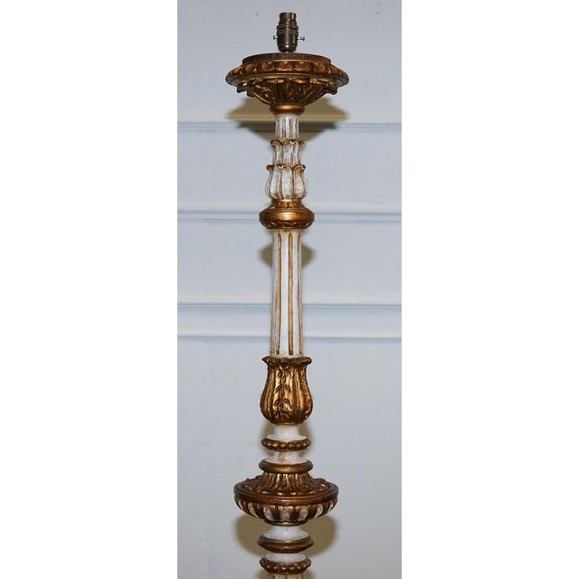 Antiques of London This is a beautiful Florentine-style Italian floor lamp, hand-painted and dating from the 1930s. The...