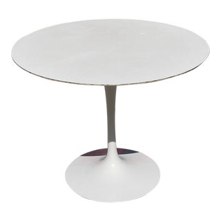 1960s Original Knoll Saarinen Tulip Table For Sale