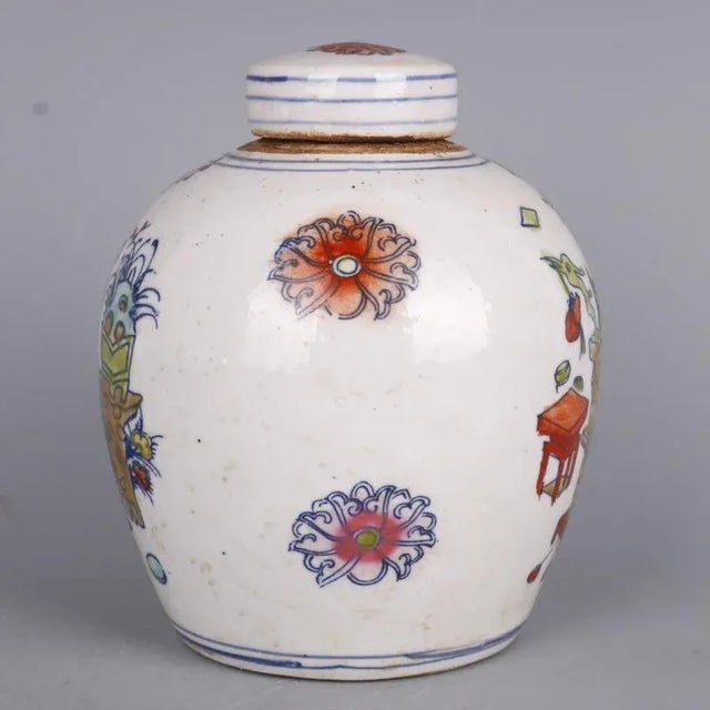 Art Deco Chinese Vintage Ceramic Pot,Famille Verte Porcelain Tea Jar Hand Painted Flowers Pattern For Sale - Image 3 of 10