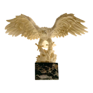 Late 20th Century Eagle Sculpture Alabaster on Marble Base by Santini Italy Vintage Majestic Decor