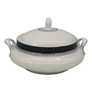 Vintage Royal Doulton Sherbrooke Bone China Round Covered Vegetable Bowl For Sale