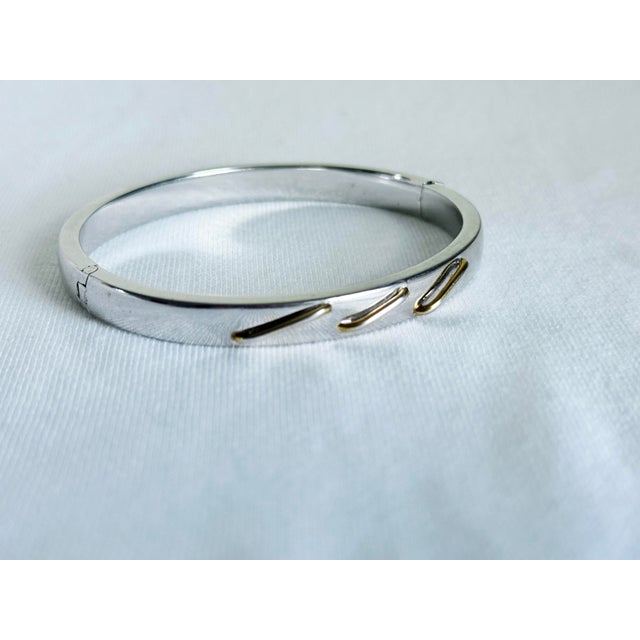 Vintage Italian 925 Sterling Silver Bypass Hinged Bangle Bracelet Italy Modern Sculptural Design For Sale - Image 10 of 14