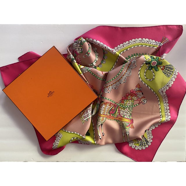 Hermes Paperoles 90 Silk Scarf Carriages & Nobles by C. Stuhlhofer-Mayr (2001) For Sale - Image 14 of 14