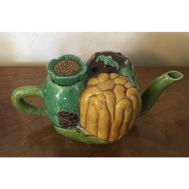 Antique 19th Century Chinese Porcelain Molded Vegetable Tea Pot in Famille Vert Glaze For Sale - Image 4 of 9