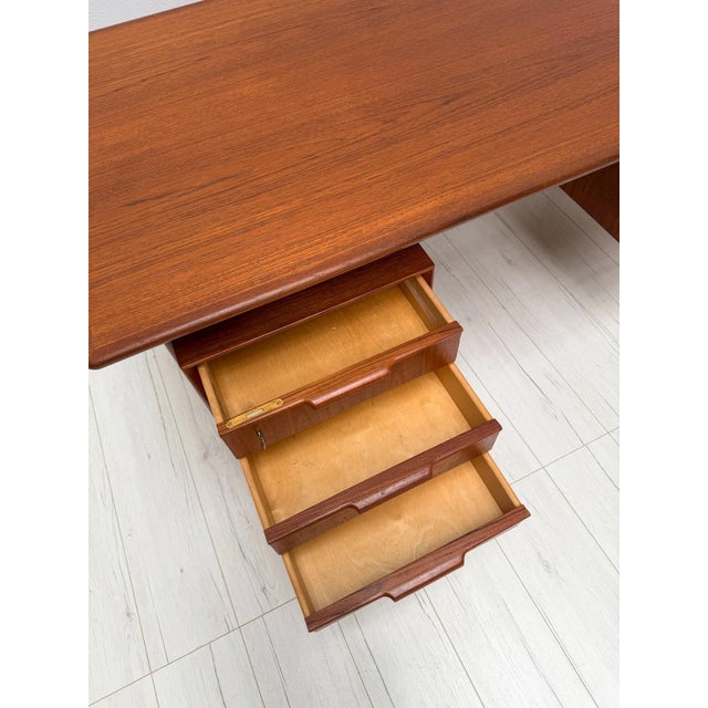 Vintage Danish Teak Model 75 Desk by Gunni Omann for Omann Jun, 1960s For Sale - Image 14 of 18