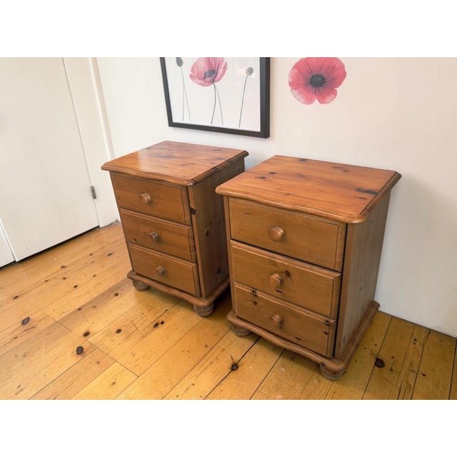 Vintage Bedside Tables in Pine, 1980s, Set of 2 For Sale - Image 16 of 16