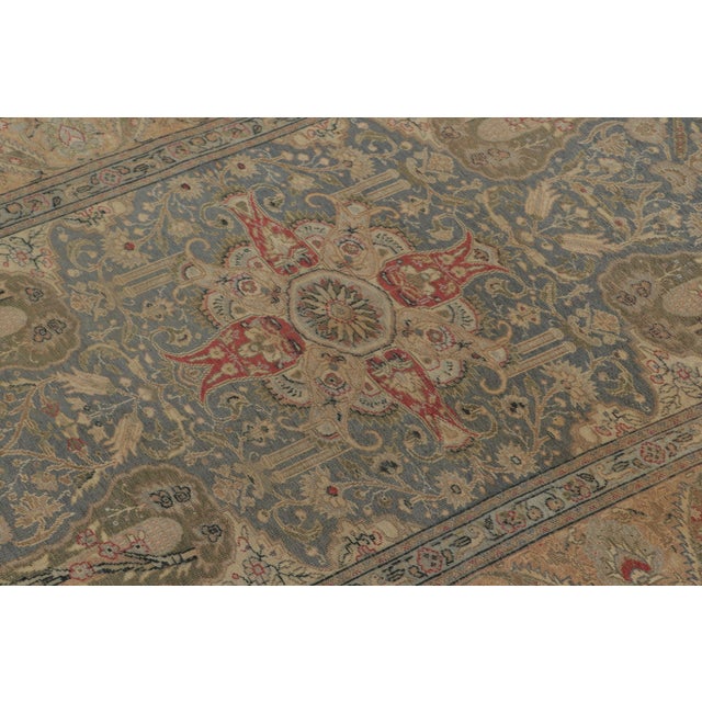 Traditional Antique Turkish Medallion Rug With Ornate Intricate Vinery - Rug & Kilim For Sale - Image 3 of 7