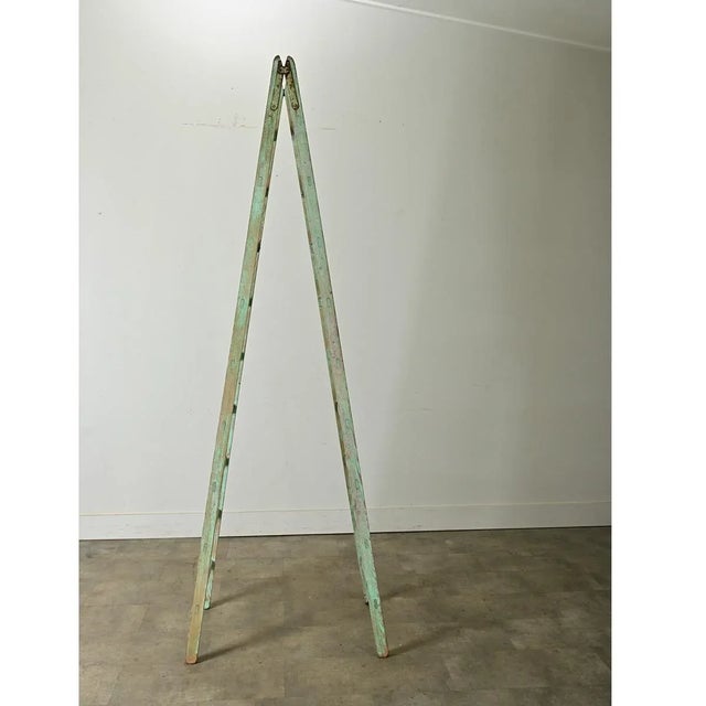 English 19th Century Painted Folding Ladder For Sale - Image 4 of 12