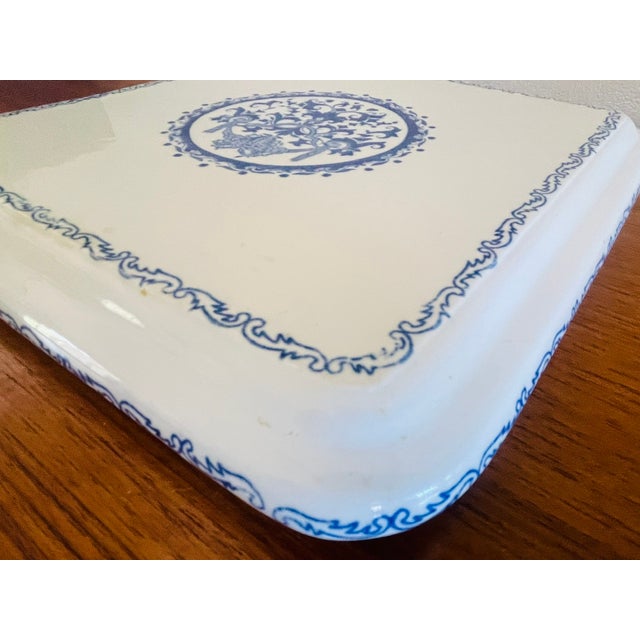 1950s Vintage French Porcelain, Pastry Platter and Cake Lifters by Gien, 1930s, Set of 3 For Sale - Image 5 of 18