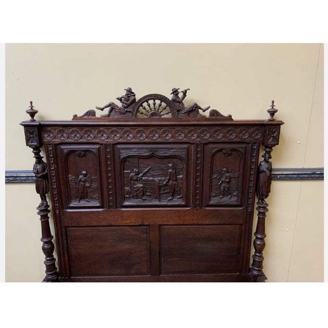 Age: circa 1880 Wood type: solid oak Condition: very good, meticulously maintained, and ready-to-use original condition...