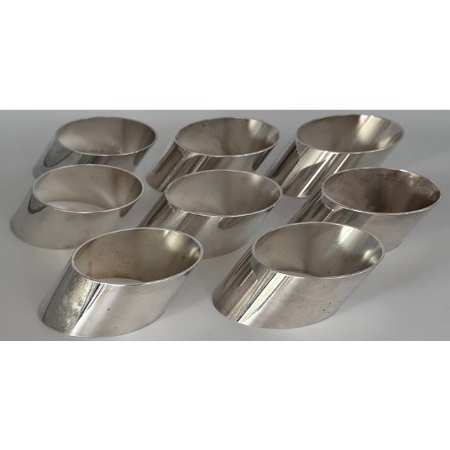 Vintage Contemporary Silver-Plated Napkin Rings, Polished - Set of 8 For Sale In Seattle - Image 6 of 12