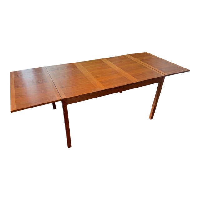 1960s Vejle Stole Møbelfabrik Teak Dining Table | Extendable Drop Leaf | Seats 8 For Sale