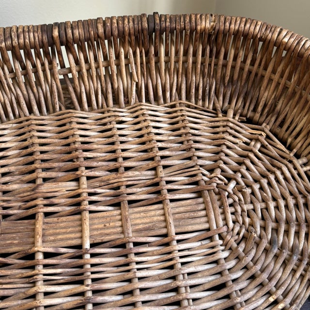 Rustic European Wicker Tray For Sale - Image 9 of 11