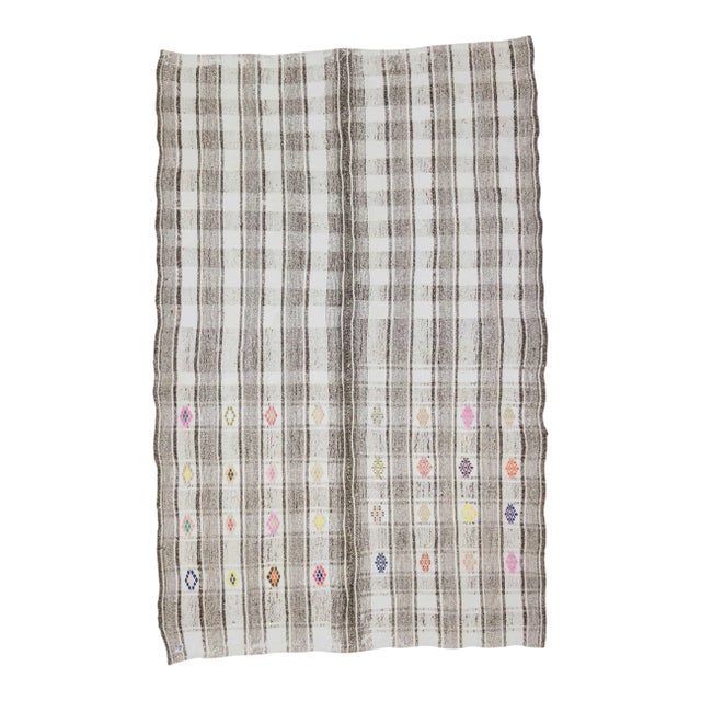 Vintage Modern Turkish Kilim Rug - 5′ × 7′9″ For Sale