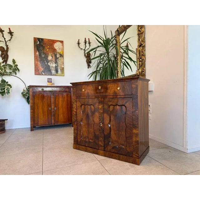 Biedermeier Buffet in Walnut For Sale - Image 4 of 16