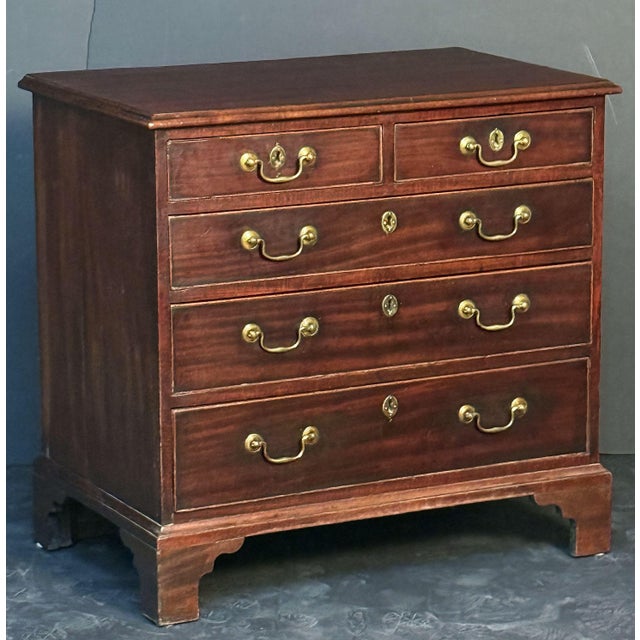 Brown Georgian Small Chest of Drawers of Mahogany on Bracket Feet For Sale - Image 8 of 14