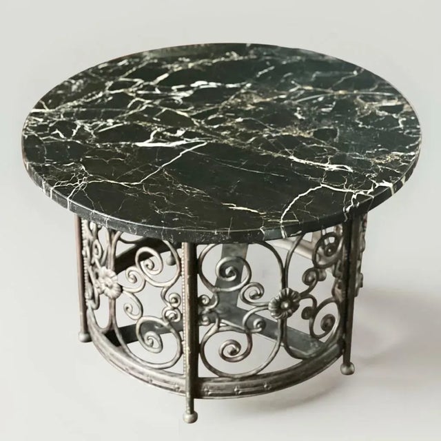 Art Deco 20th Century French Art Deco Iron and Marble Side or Small Coffee Table For Sale - Image 3 of 11