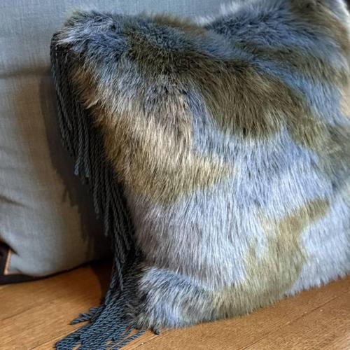 Early 21st Century Delano Cushion by Sohil Design For Sale - Image 5 of 7