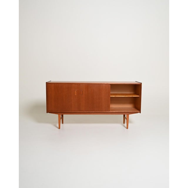 1960s Scandinavian Teak Sideboard with Tiled Drawers, 1960s For Sale - Image 5 of 11