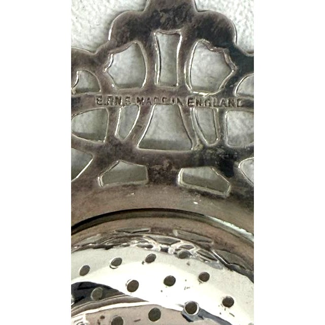 1920s Tea Strainer With Drip Stand Epns Silver Plate - 2 pcs For Sale - Image 13 of 13