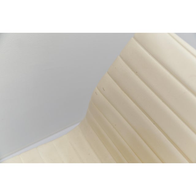 Vintage EA 105 Aluminum Chairs by Charles & Ray Eames for Vitra, 1970s, Set of 2 For Sale - Image 14 of 18