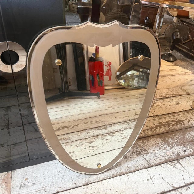 1950s 1950s Gio Ponti Style Mid-Century Modern Brass Italian Heart Shaped Wall Mirror For Sale - Image 5 of 17