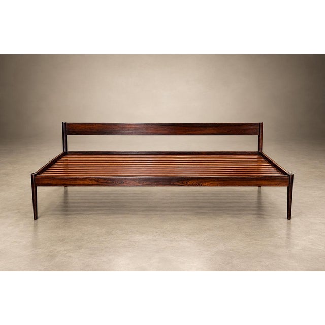 Brazilian Modern Sculpted Daybed in Solid Rosewood & Mohair by Novo Rumo, Brazil, 1960s For Sale - Image 14 of 18
