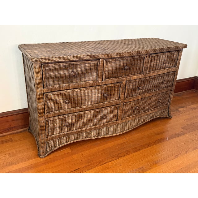 Late 20th Century Coastal Skirted Bow Front Wicker Rattan Seven Drawer Dresser For Sale - Image 14 of 14