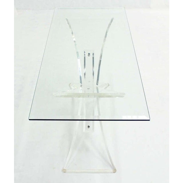 Lucite X Shape Base Glass Top Mid Century Modern Console Sofa Table For Sale - Image 6 of 10