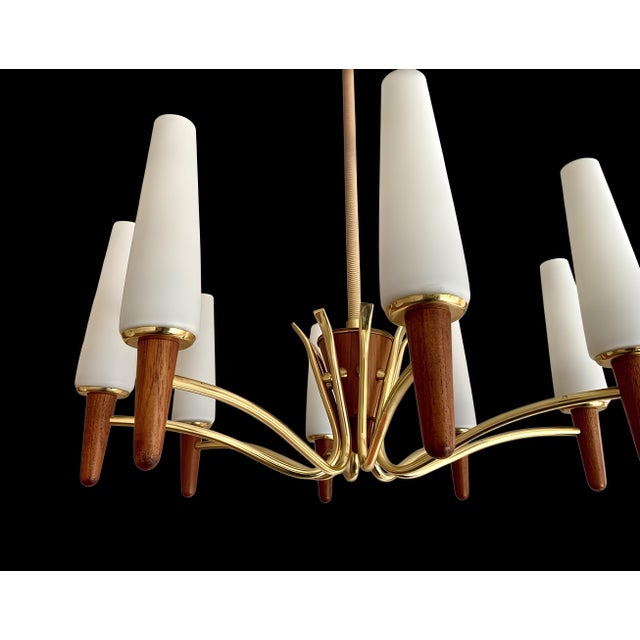 Large Mid-Century Modern Scandinavian Teak, Glass, & Brass Chandelier in the style of Stilnovo, 1960s For Sale - Image 6 of 15