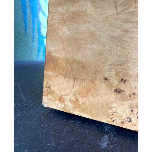 Postmod Thomasville Burl & Smoked Glass Illuminated Curio Cabinet For Sale - Image 9 of 15