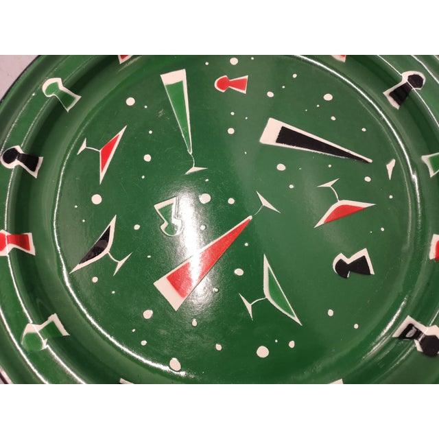 Black Round Serving Cocktail Tray in Green Enamel Metal, 1970s For Sale - Image 8 of 15