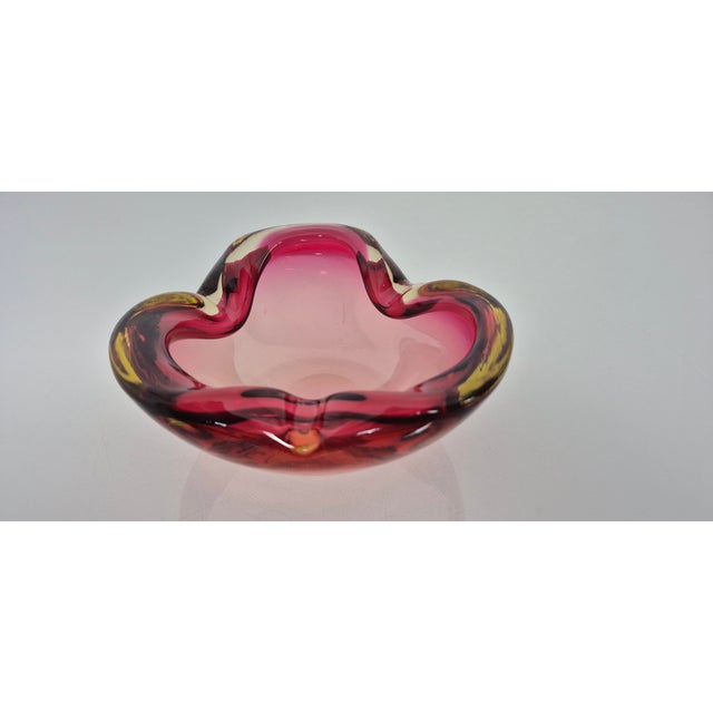 1960s Pink and Yellow Murano Glass Ashtray, Italy, 1960s For Sale - Image 5 of 13