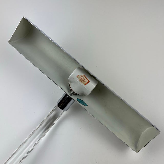 Chrome Peter Hamburger “Crylicord” Chrome & Clear Acrylic Table Lamp for Knoll, 1970s MCM For Sale - Image 8 of 12