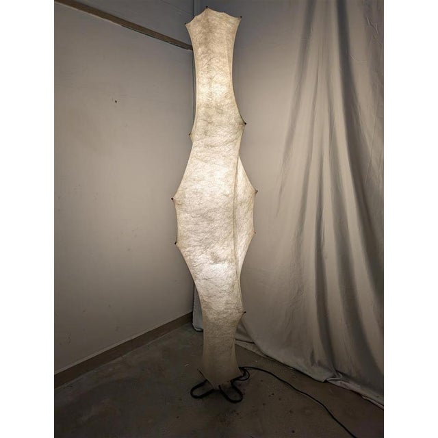Fantasma Floor Lamp attributed to Tobia Scarpa for Flos, 1970s For Sale - Image 9 of 10