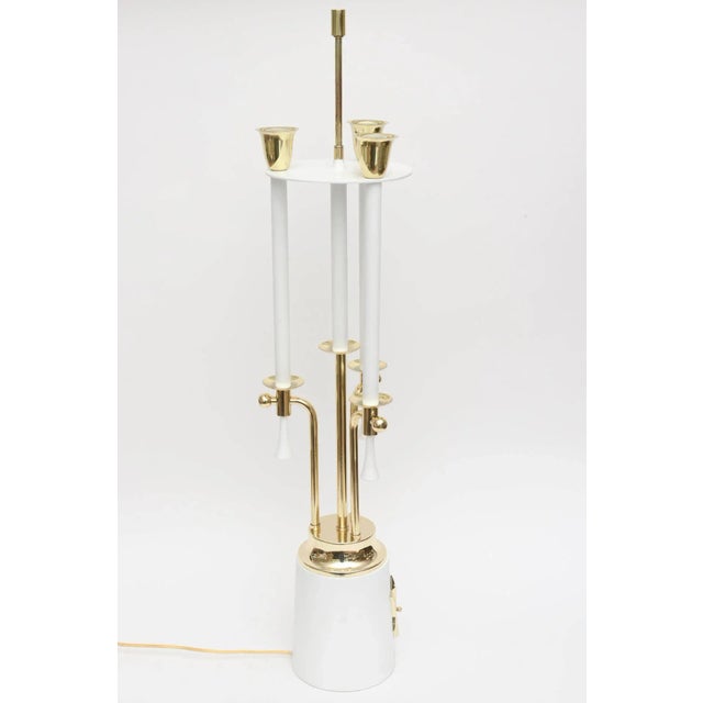 Mid Century Modern Parzinger Style Brass & White Lacquered Metal Tall Table Lamp, Restored For Sale In Miami - Image 6 of 11