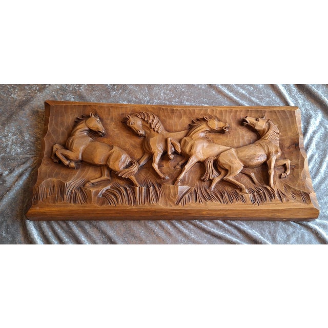 Hand-Carved Wall Panel Horses in Maple Wood from G. Passens, 1970s For Sale - Image 3 of 7