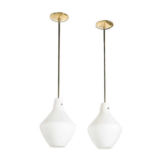 Metal Pair of Mid-Century Hand-Blown Frosted Organic Murano Glass Pendant Chandeliers For Sale - Image 7 of 13