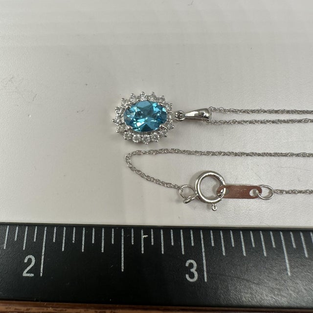 Early 21st Century Topaz & Diamond Necklace in 10kt White Gold – Oval Cut, 18in, New For Sale - Image 5 of 5
