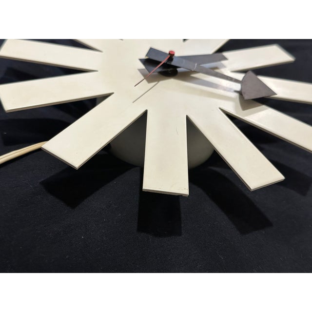 1960s Howard Miller White Asterisk Clock Mid Century For Sale - Image 5 of 12