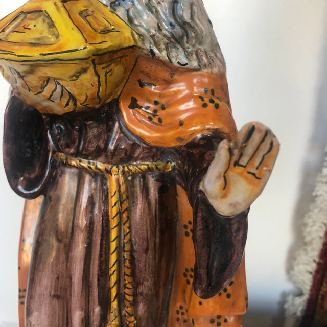 1990s Hand Painted Ceramic Royal Figure Holding a Communion Box in Soft Patina Finish - Holiday Decor For Sale - Image 5 of 12