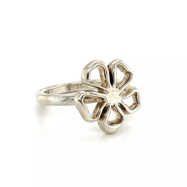 Contemporary Tiffany & Co. Sterling Silver Daisy Floral Ring For Sale - Image 3 of 6