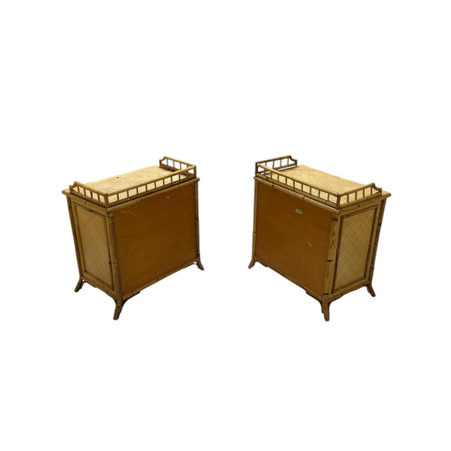 Pair of Mid 20th Century Bloomingdale’s Tortoiseshell Bamboo and Grasscloth Side Tables For Sale - Image 13 of 15