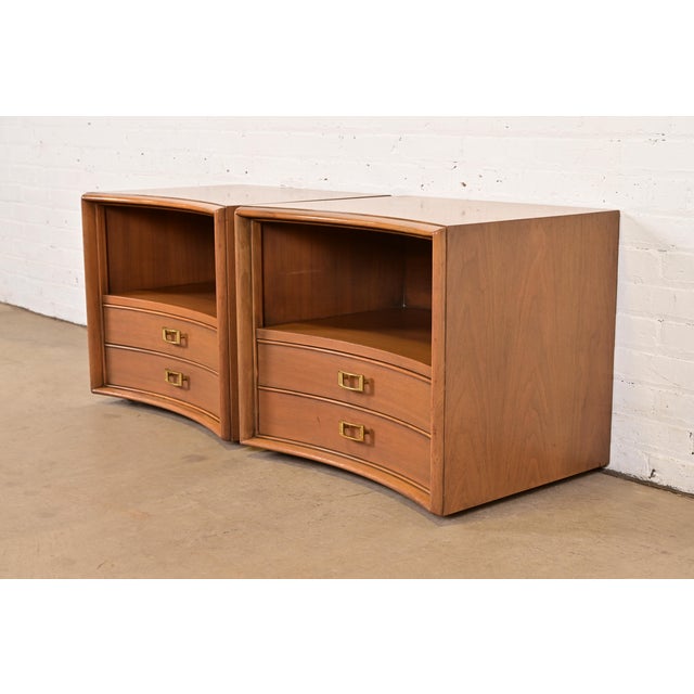 A Pair of Paul Frankl for Johnson Furniture Mid-Century Modern Concave Walnut Nightstands, Circa 1950s For Sale - Image 14 of 14