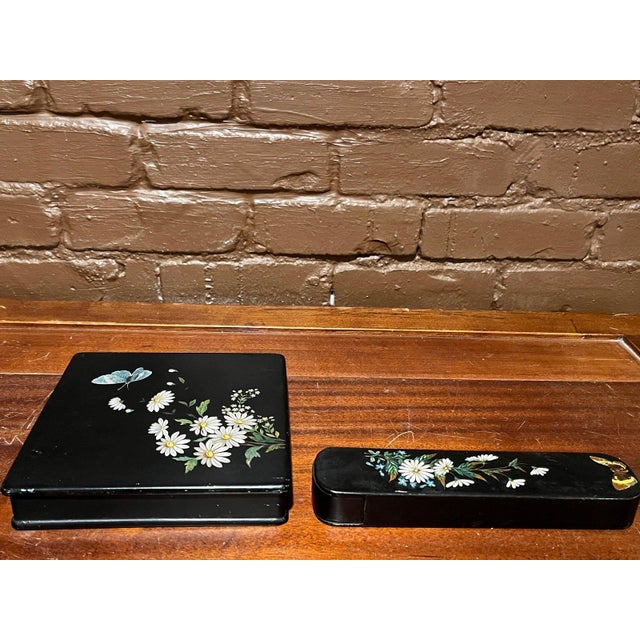 Antique Japanese Black Lacquer Box Set Daisy Butterfly Hand Painted Urushi For Sale - Image 4 of 13
