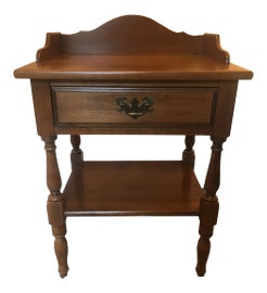 Example of Heywood-Wakefield Side Tables
