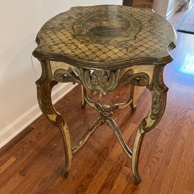 French Handpainted and Decoupage Accent Table For Sale - Image 3 of 11