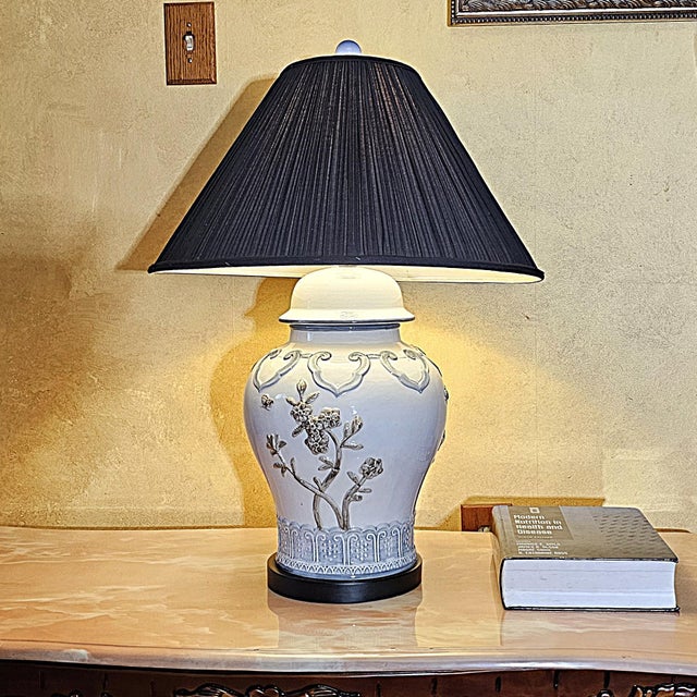 Late 20th Century Chinese Chinoiserie Porcelain Table Lamp With Relief Floral Motif & Black Shade, 30"h For Sale - Image 18 of 18